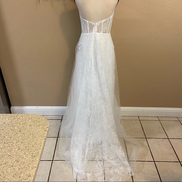NWOT Lulus Luxe Elegance White Lace Embroidered Rhinestone Strapless Maxi Dress - Picture 10 of 17